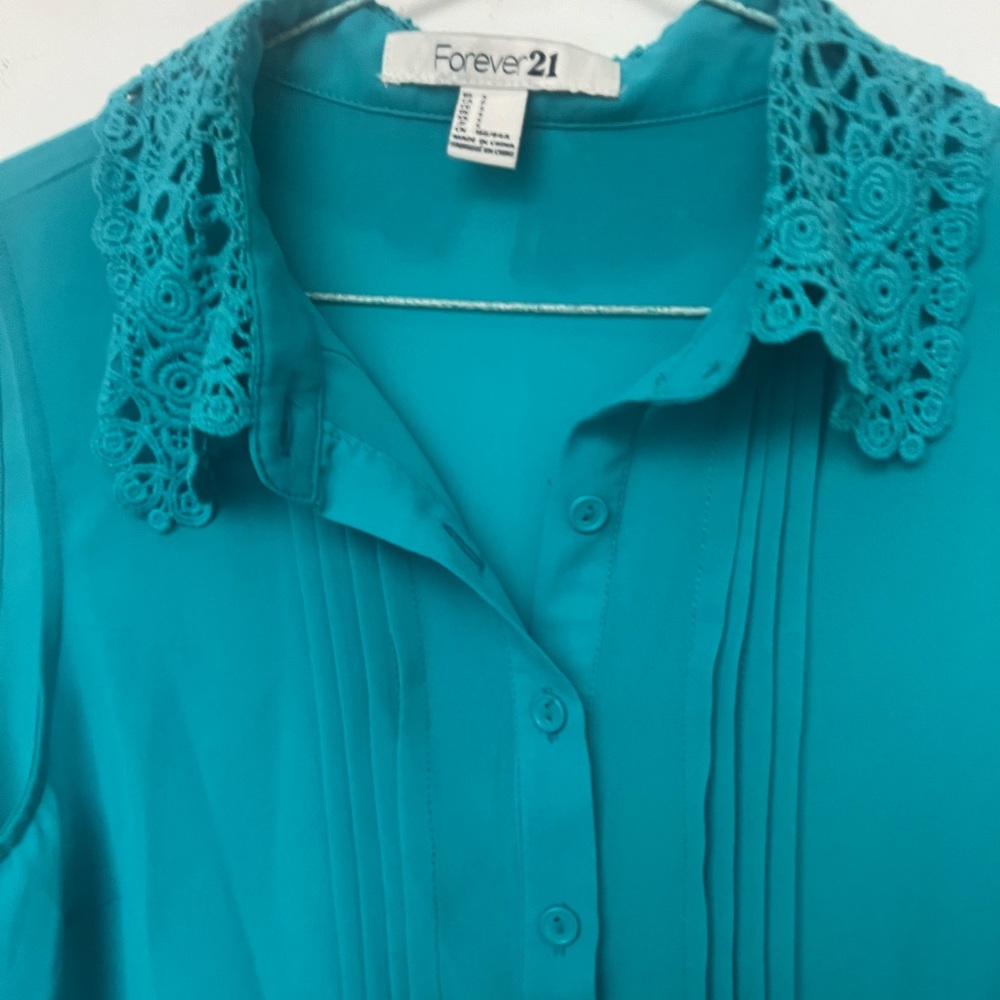Forever21 sea green top hardly used - Picture 3 of 5